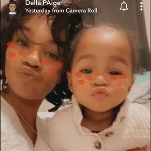 Meet your Posher, Gloria